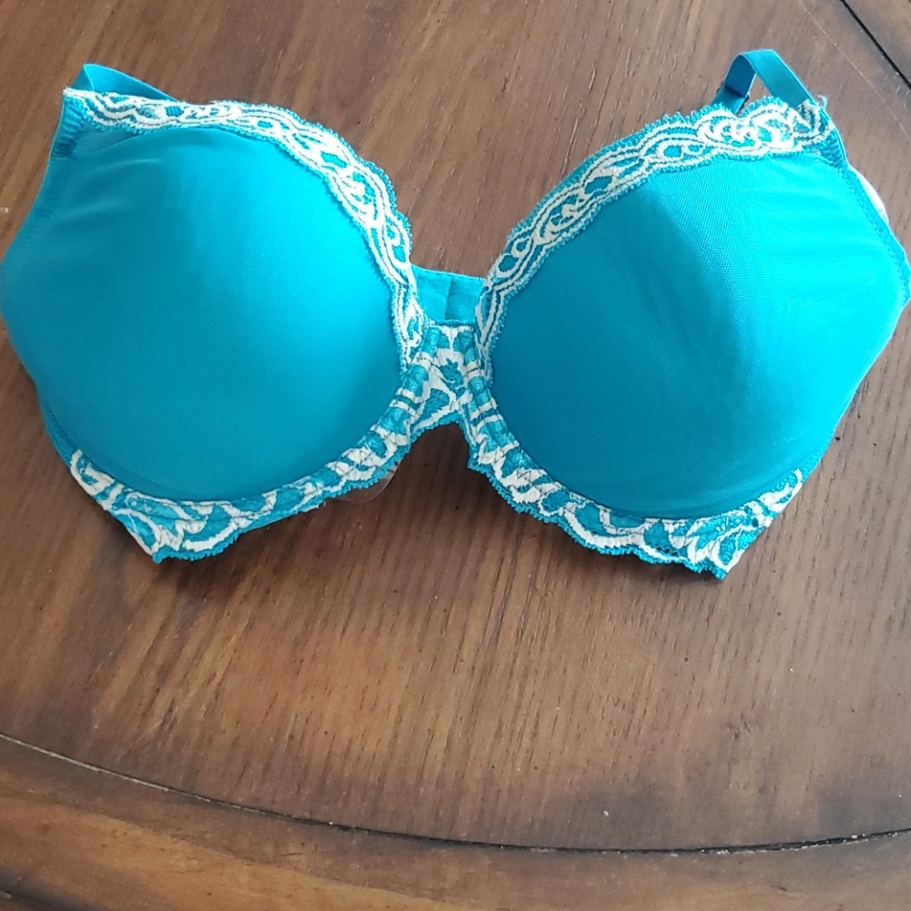 Natori feathers turquoise